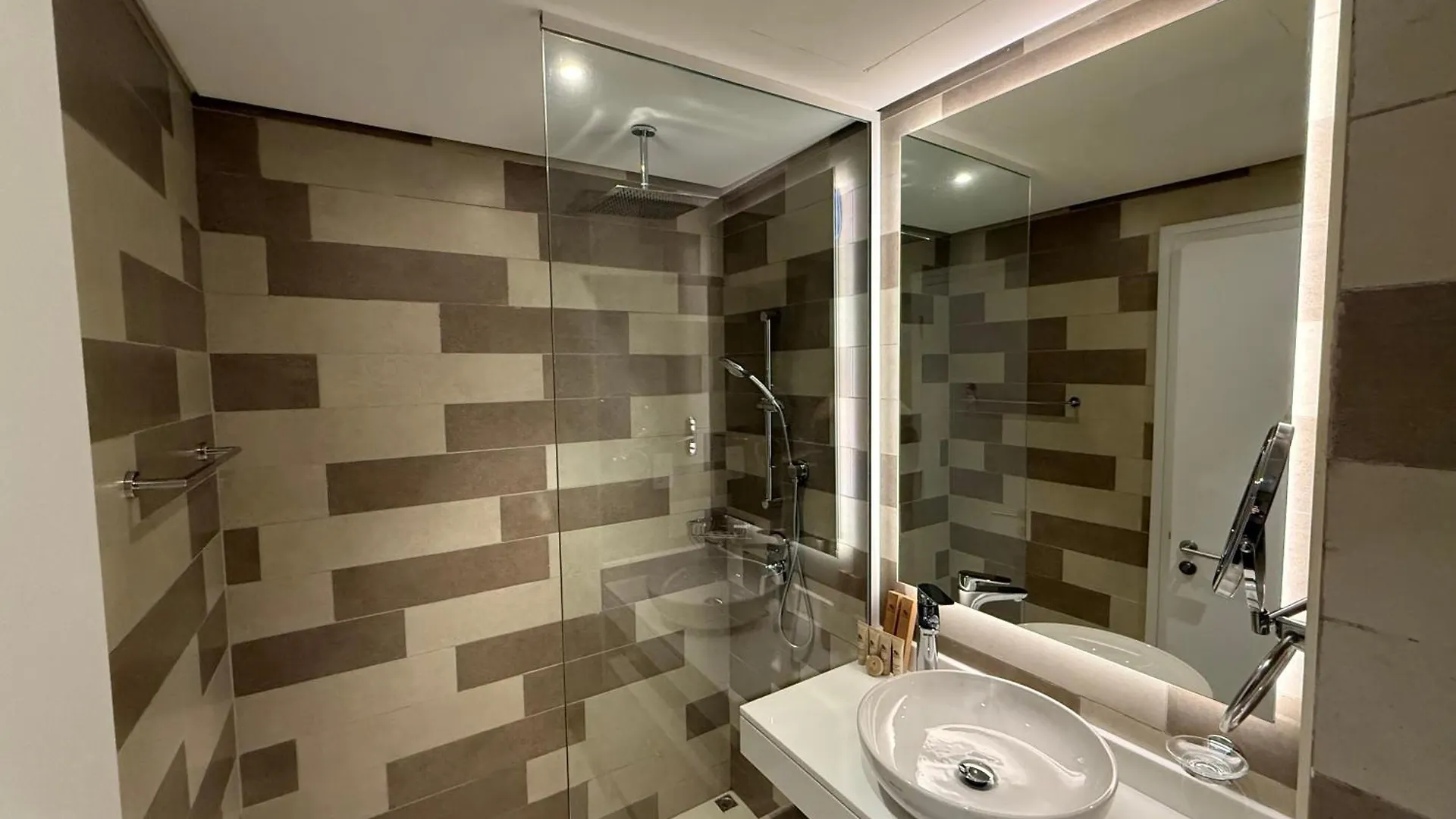 Modern Studio Apartment In Seven Palm, Prime Palm Location Dubai