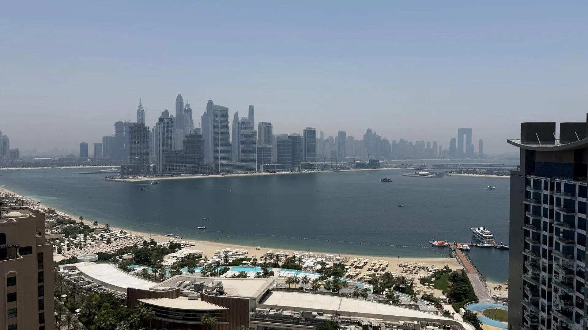 Modern Studio Apartment In Seven Palm, Prime Palm Location 두바이